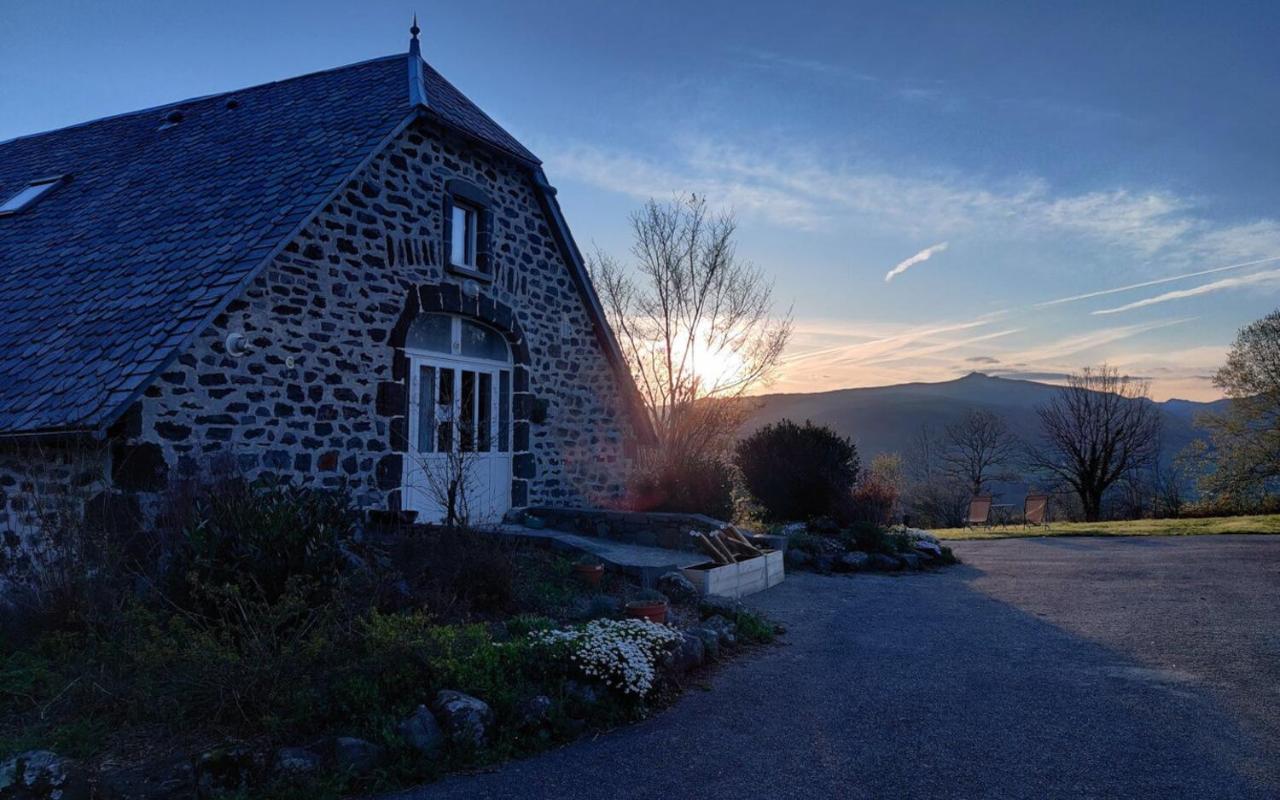 Maison D'Hotes La Grange Salers Buitenkant foto