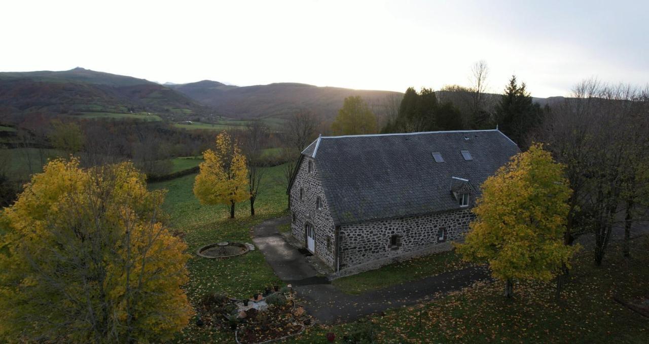 Maison D'Hotes La Grange Salers Buitenkant foto